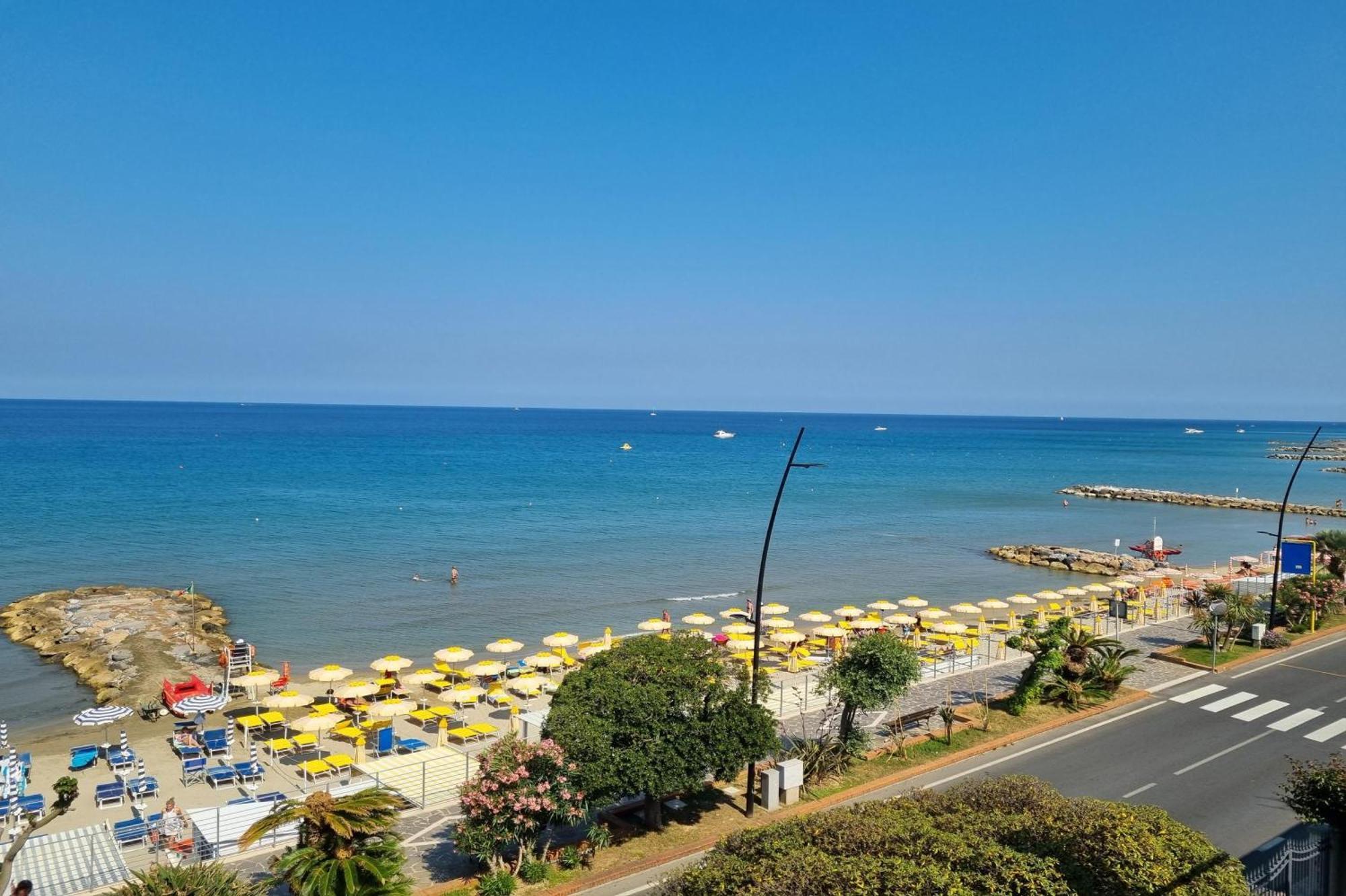 Laigueglia Beach - Happy Rentals Dış mekan fotoğraf